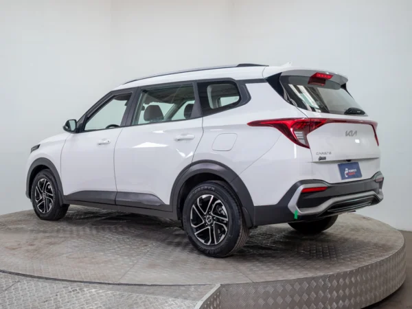 Kia CARENS 2025 usado — Pompeyo Carrasco — foto 5
