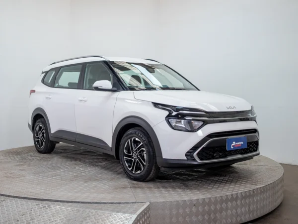 Kia CARENS 2025 usado — Pompeyo Carrasco — foto 9