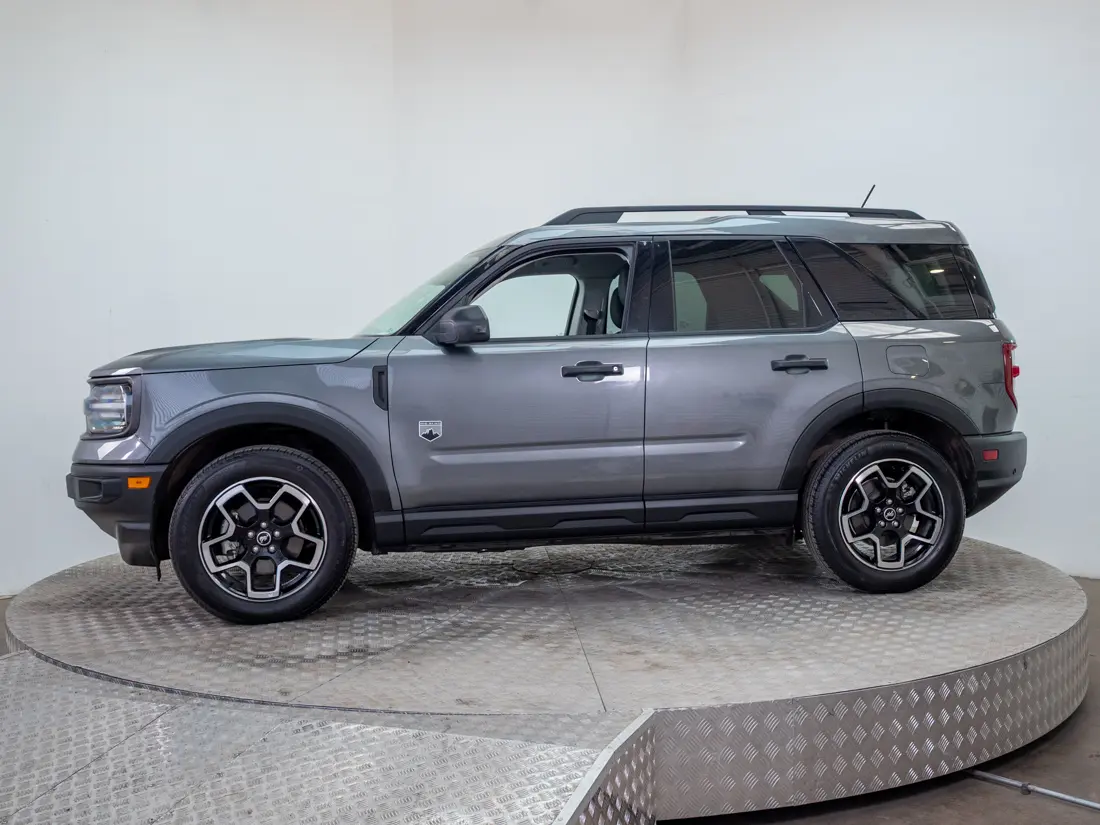 Ford Bronco — foto 3 de 19