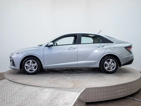 HYUNDAI ACCENT 2025 usado — Pompeyo Carrasco — foto 4