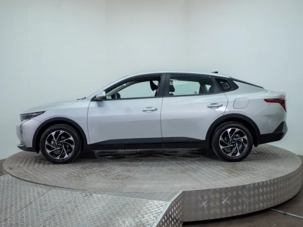Kia K3 2025 usado — Pompeyo Carrasco — foto 4