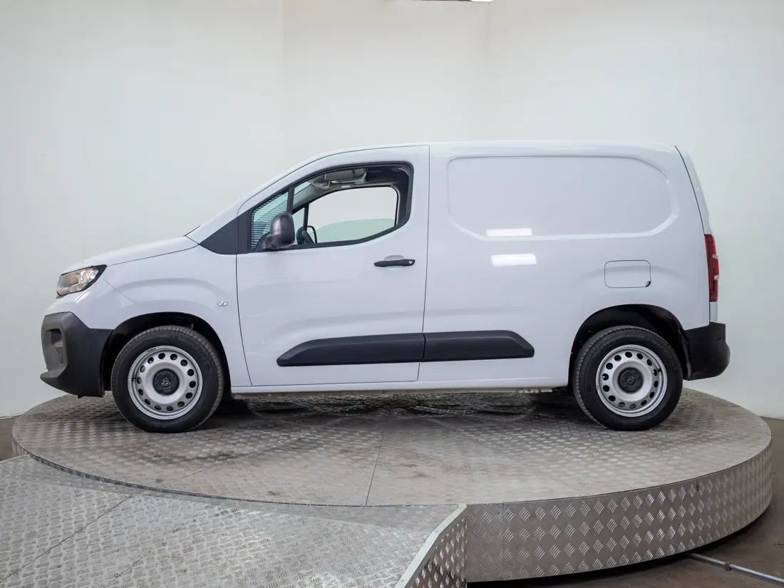 Peugeot Partner — foto 3 de 16