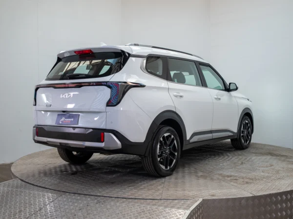 Kia CARENS 2026 usado — Pompeyo Carrasco — foto 7