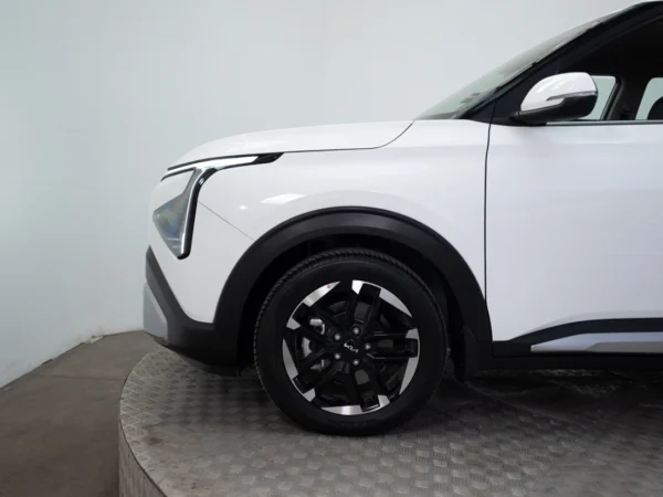 Kia CARENS 2026 usado — Pompeyo Carrasco — foto 17