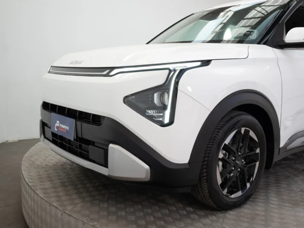 Kia CARENS 2026 usado — Pompeyo Carrasco — foto 18