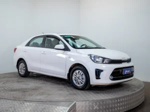 Kia SOLUTO usado