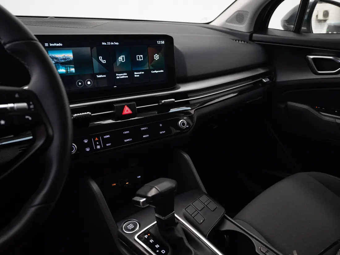 KIA Sportage — foto 11 de 19