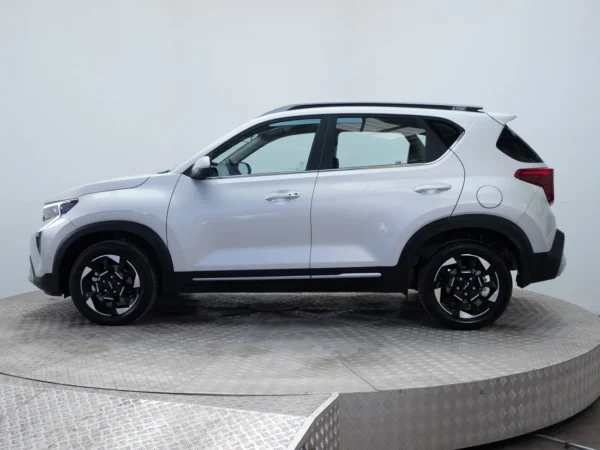Kia SONET 2026 usado — Pompeyo Carrasco — foto 3