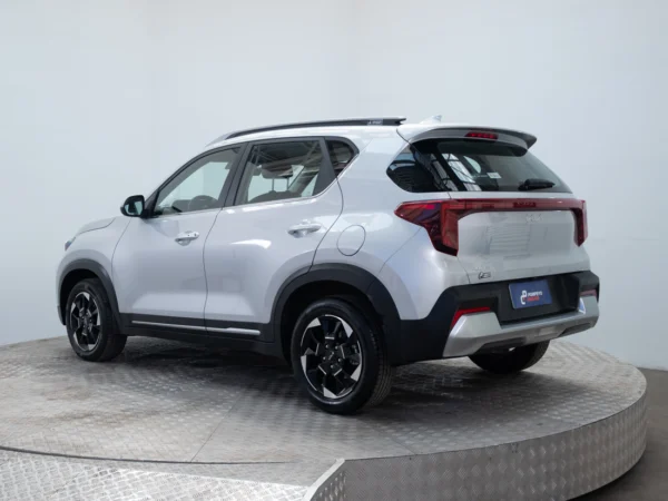 Kia SONET 2026 usado — Pompeyo Carrasco — foto 4
