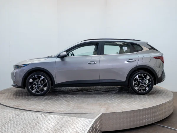Kia K3 Cross 2026 usado — Pompeyo Carrasco — foto 3
