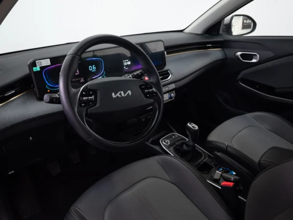 Kia K3 Cross 2026 usado — Pompeyo Carrasco — foto 10
