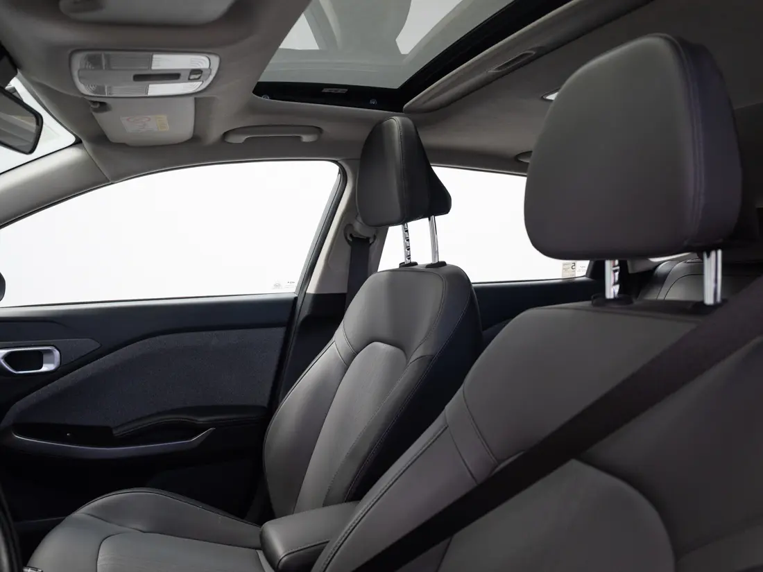 KIA K3 Cross — foto 16 de 20