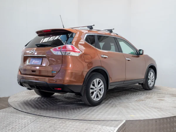 NISSAN X-TRAIL 2016 usado — Pompeyo Carrasco — foto 6
