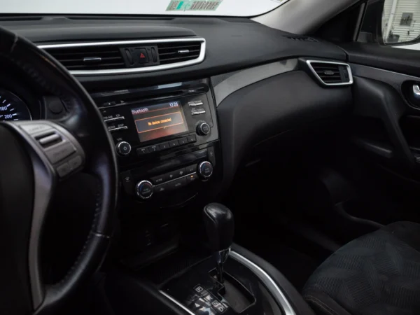 NISSAN X-TRAIL 2016 usado — Pompeyo Carrasco — foto 11