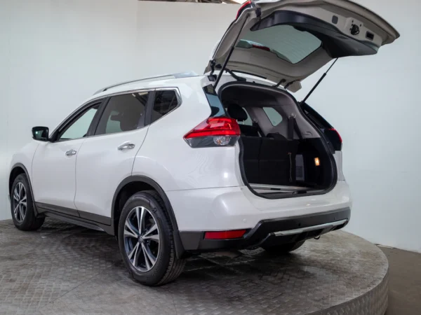 NISSAN X-TRAIL 2018 usado — Pompeyo Carrasco — foto 9