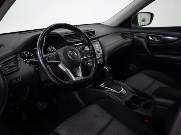 NISSAN X-TRAIL 2018 usado — Pompeyo Carrasco — foto 10