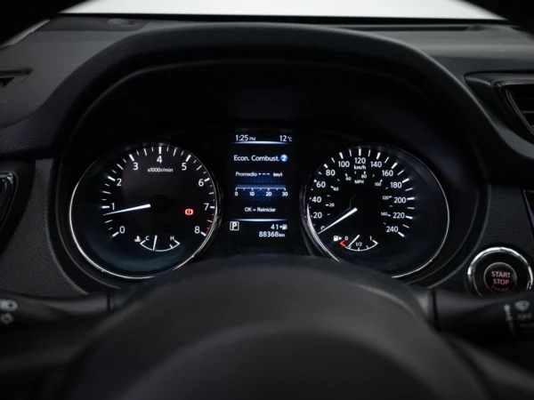 NISSAN X-TRAIL 2018 usado — Pompeyo Carrasco — foto 12