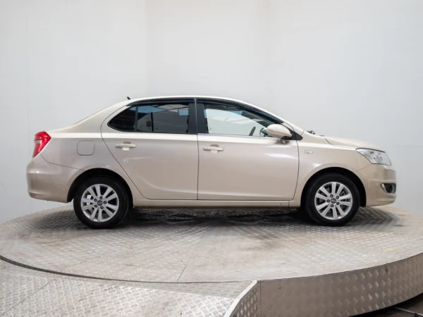 CHERY ARRIZO 3 2018 usado — Pompeyo Carrasco — foto 6