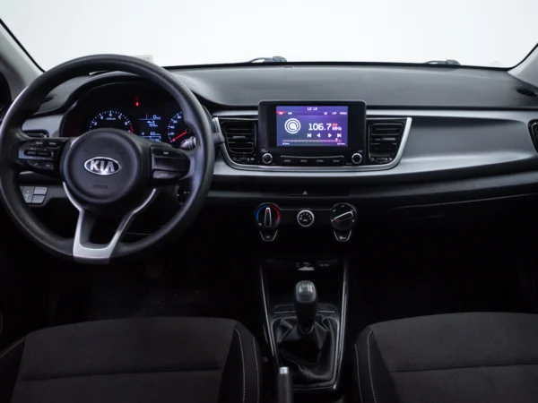 Kia RIO 5 2018 usado — Pompeyo Carrasco — foto 10