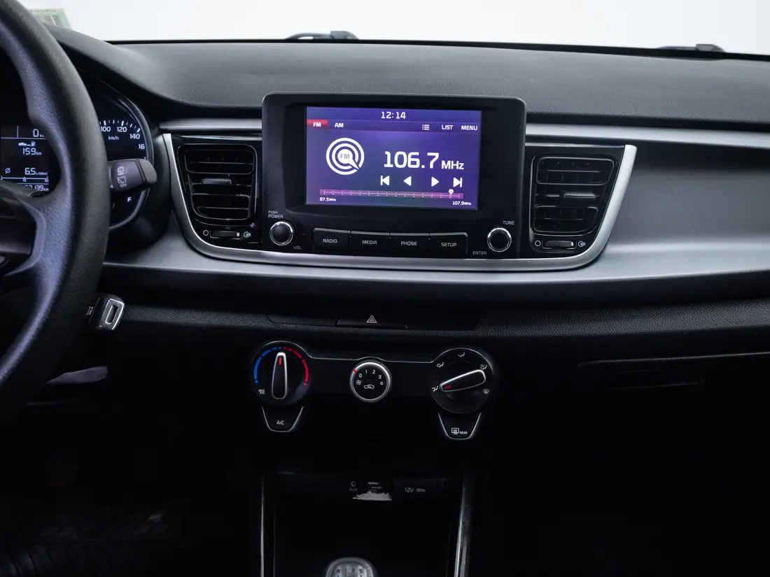 KIA Rio5 — foto 14 de 18