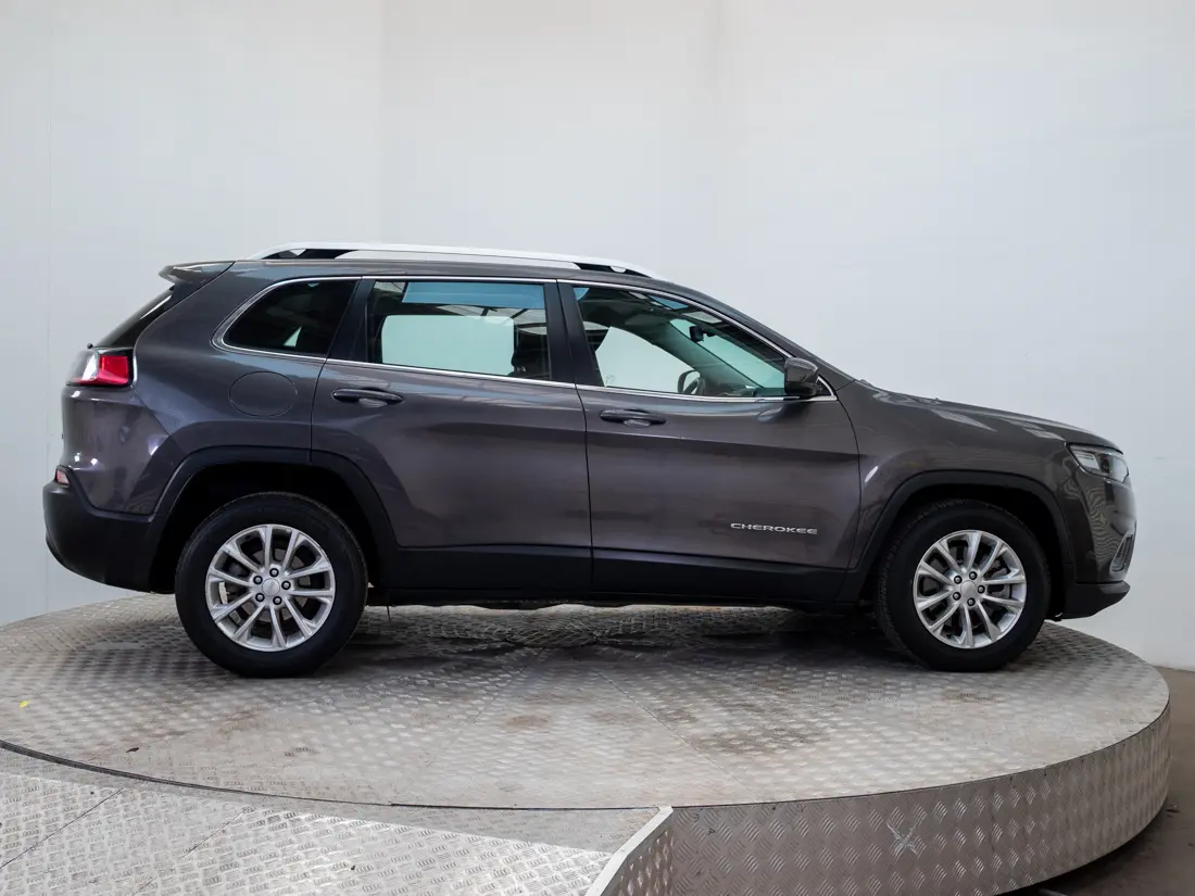 JEEP CHEROKEE 2.4 LONGITUDE 4X2 AT 5P 2019