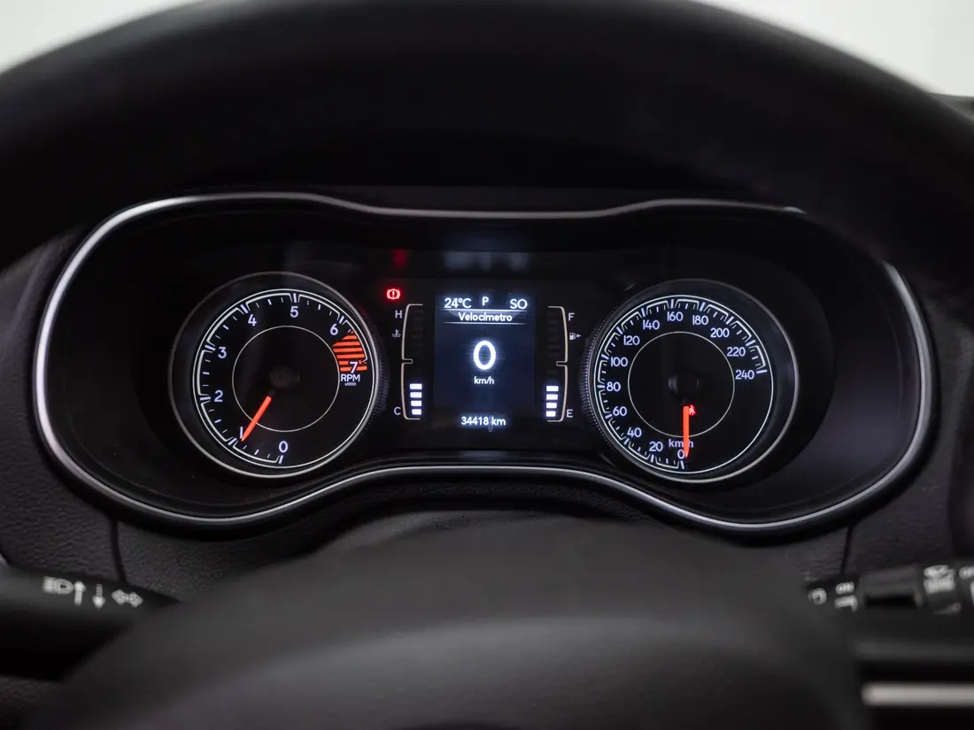 JEEP CHEROKEE 2.4 LONGITUDE 4X2 AT 5P 2019