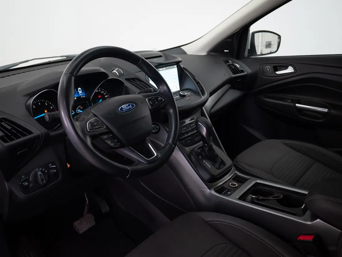 FORD ESCAPE 2.0 SE ECOBOOST AT 4X2 2019