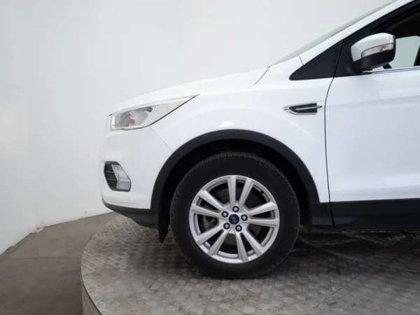 FORD ESCAPE 2019 usado — Pompeyo Carrasco — foto 16