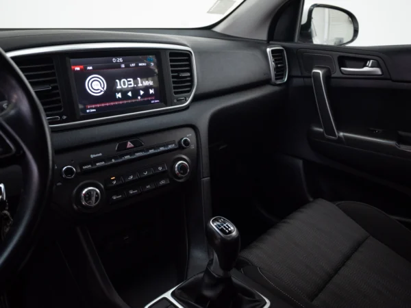 Kia SPORTAGE 2019 usado — Pompeyo Carrasco — foto 11