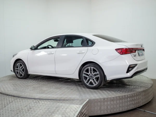 Kia CERATO 2019 usado — Pompeyo Carrasco — foto 4