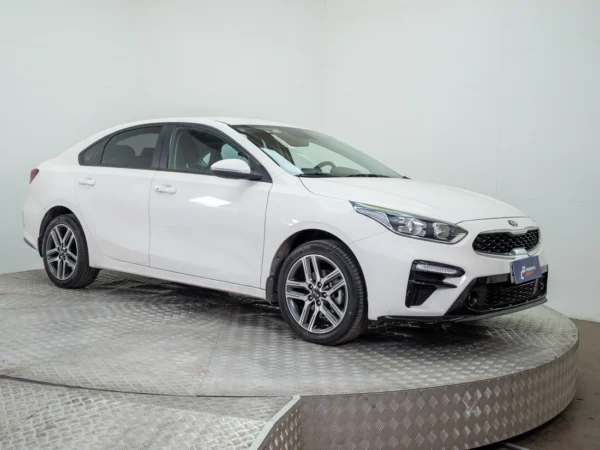Kia CERATO 2019 usado — Pompeyo Carrasco — foto 8