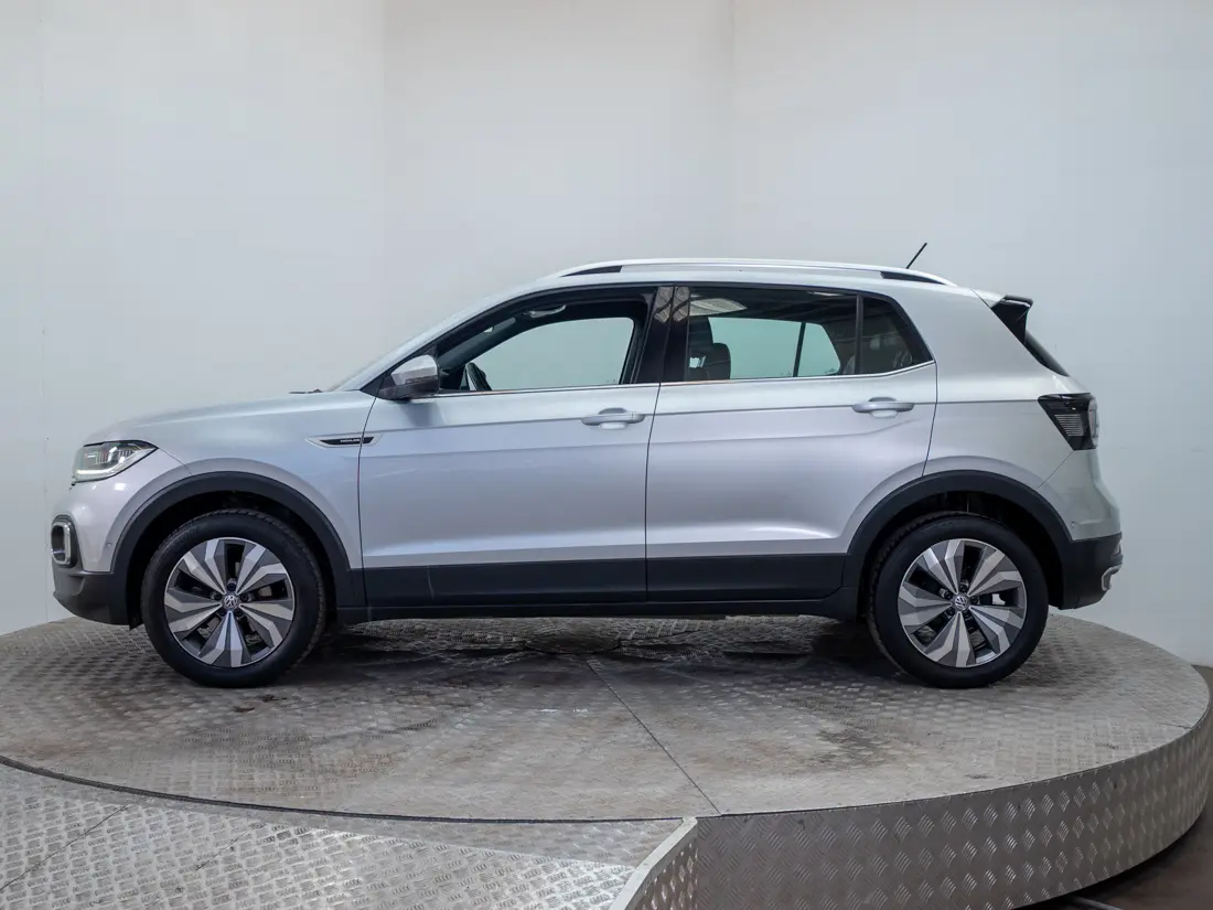 Volkswagen T-Cross — foto 3 de 17
