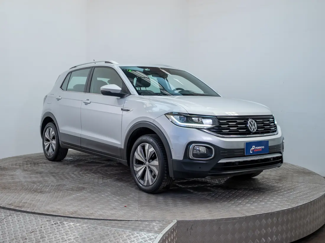 Volkswagen T-Cross — foto 8 de 17
