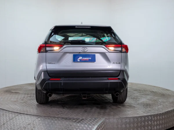 TOYOTA RAV 4 2020 usado — Pompeyo Carrasco — foto 4