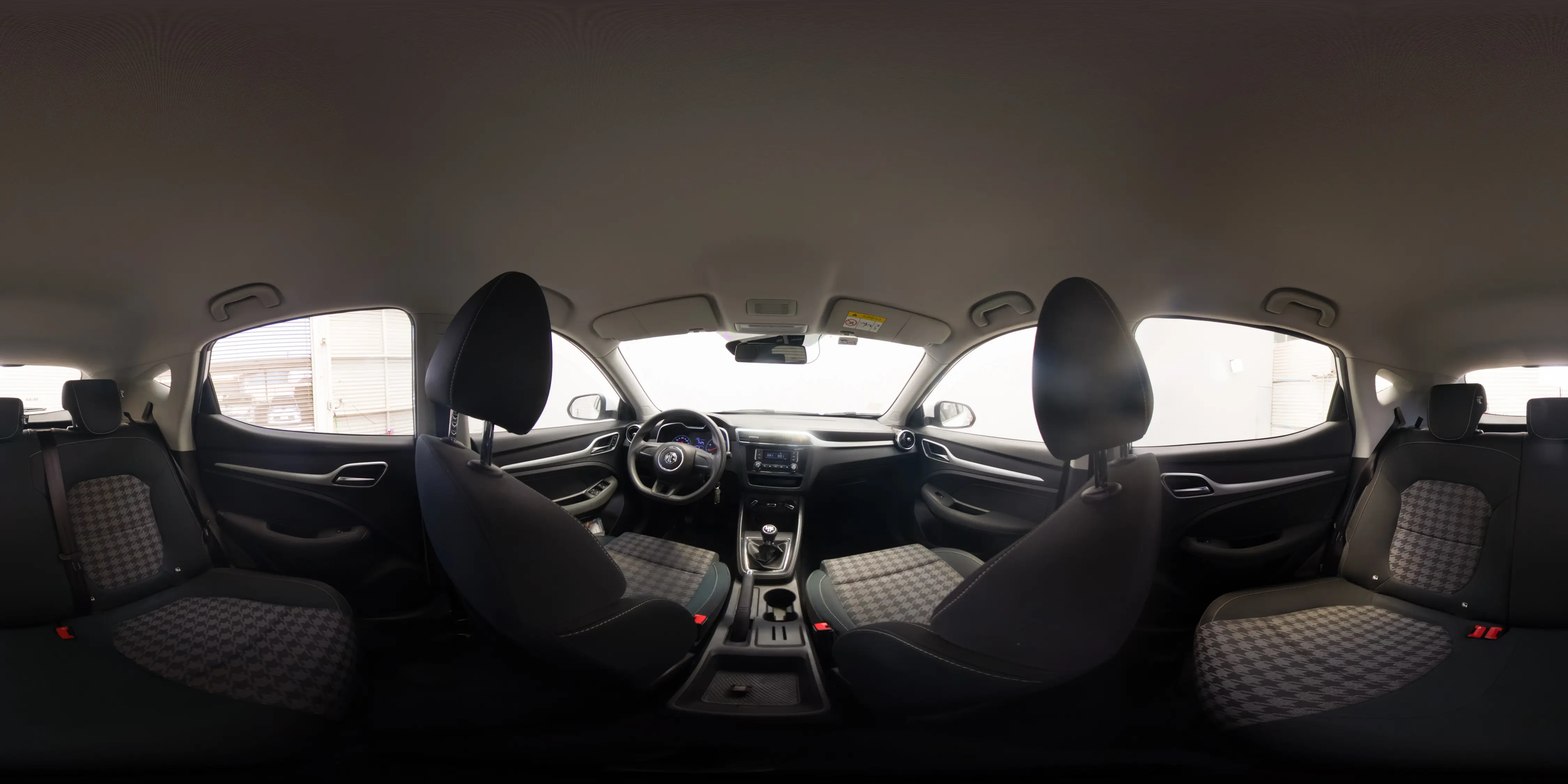 MG ZS 1.5 STD MT 2020