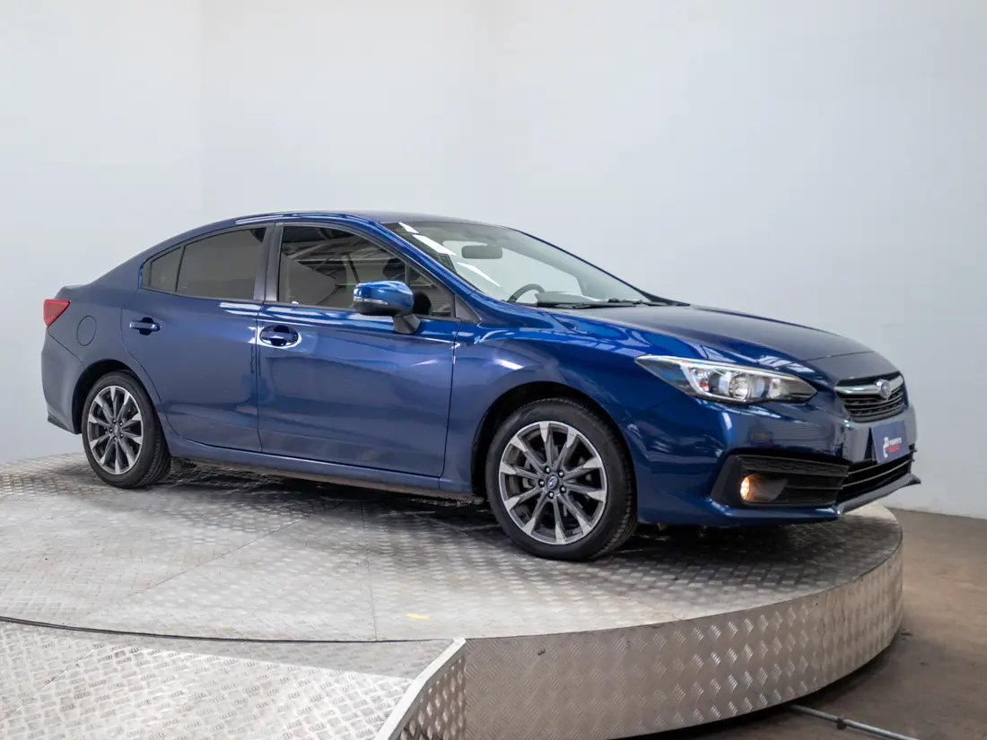 Subaru Impreza — foto 8 de 19