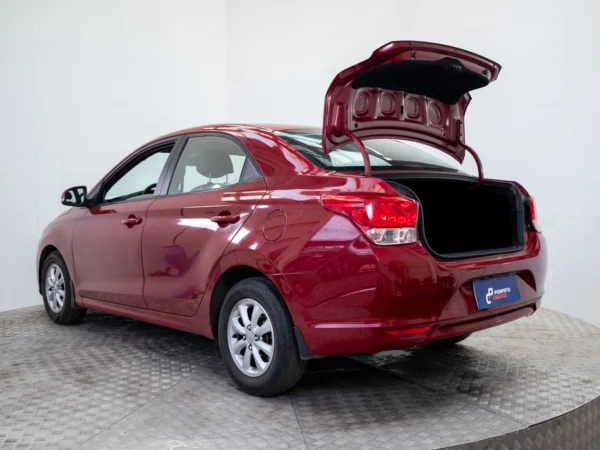 HYUNDAI VERNA 2021 usado — Pompeyo Carrasco — foto 9