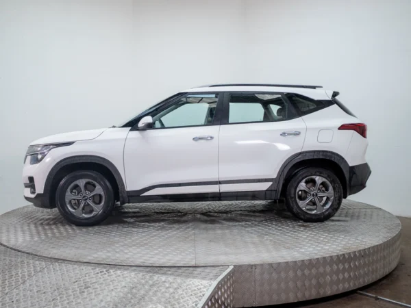 Kia SELTOS 2021 usado — Pompeyo Carrasco — foto 3
