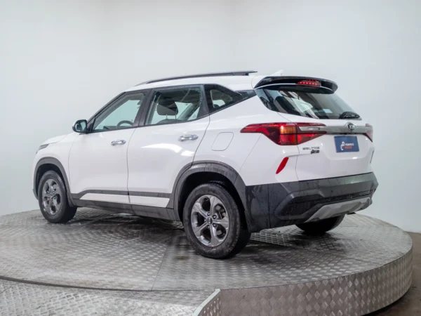 Kia SELTOS 2021 usado — Pompeyo Carrasco — foto 4