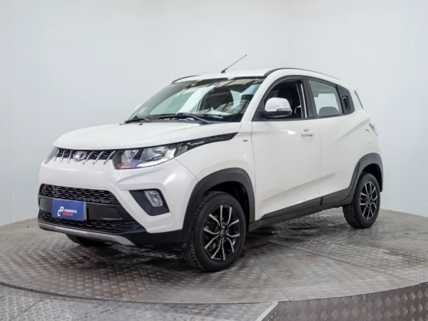 MAHINDRA KUV100 2021 usado — Pompeyo Carrasco — foto 1