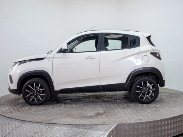 MAHINDRA KUV100 2021 usado — Pompeyo Carrasco — foto 3