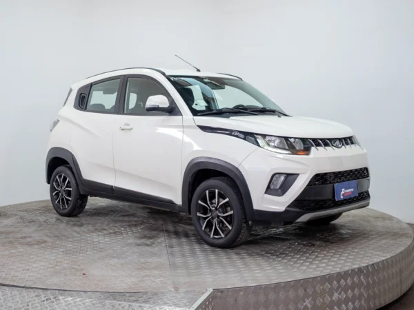 MAHINDRA KUV100 2021 usado — Pompeyo Carrasco — foto 8