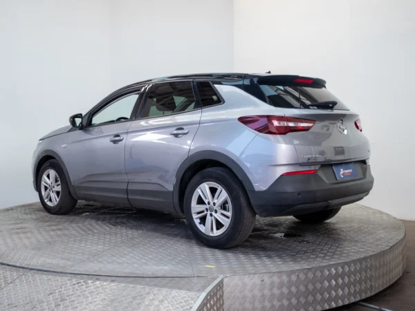 Opel GRANDLAND 2021 usado — Pompeyo Carrasco — foto 4