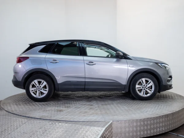 Opel GRANDLAND 2021 usado — Pompeyo Carrasco — foto 7