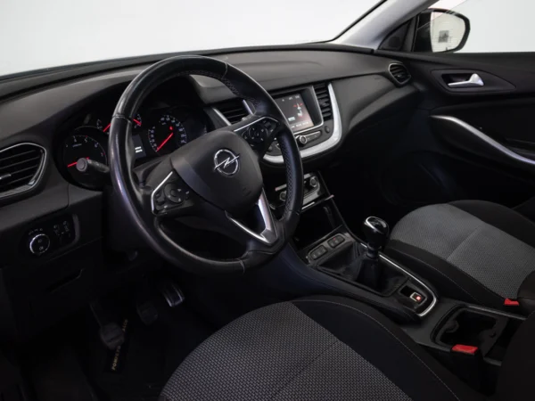 Opel GRANDLAND 2021 usado — Pompeyo Carrasco — foto 10