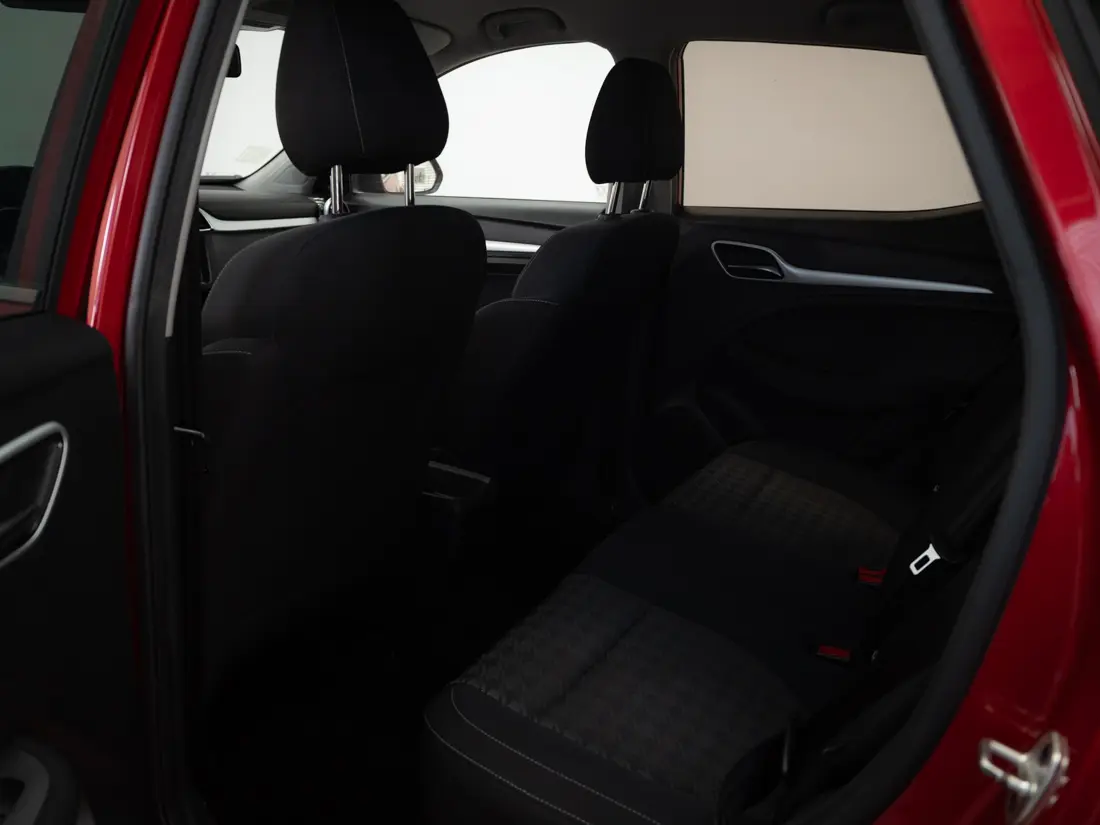 MG ZS 1.5 STD MT 2021