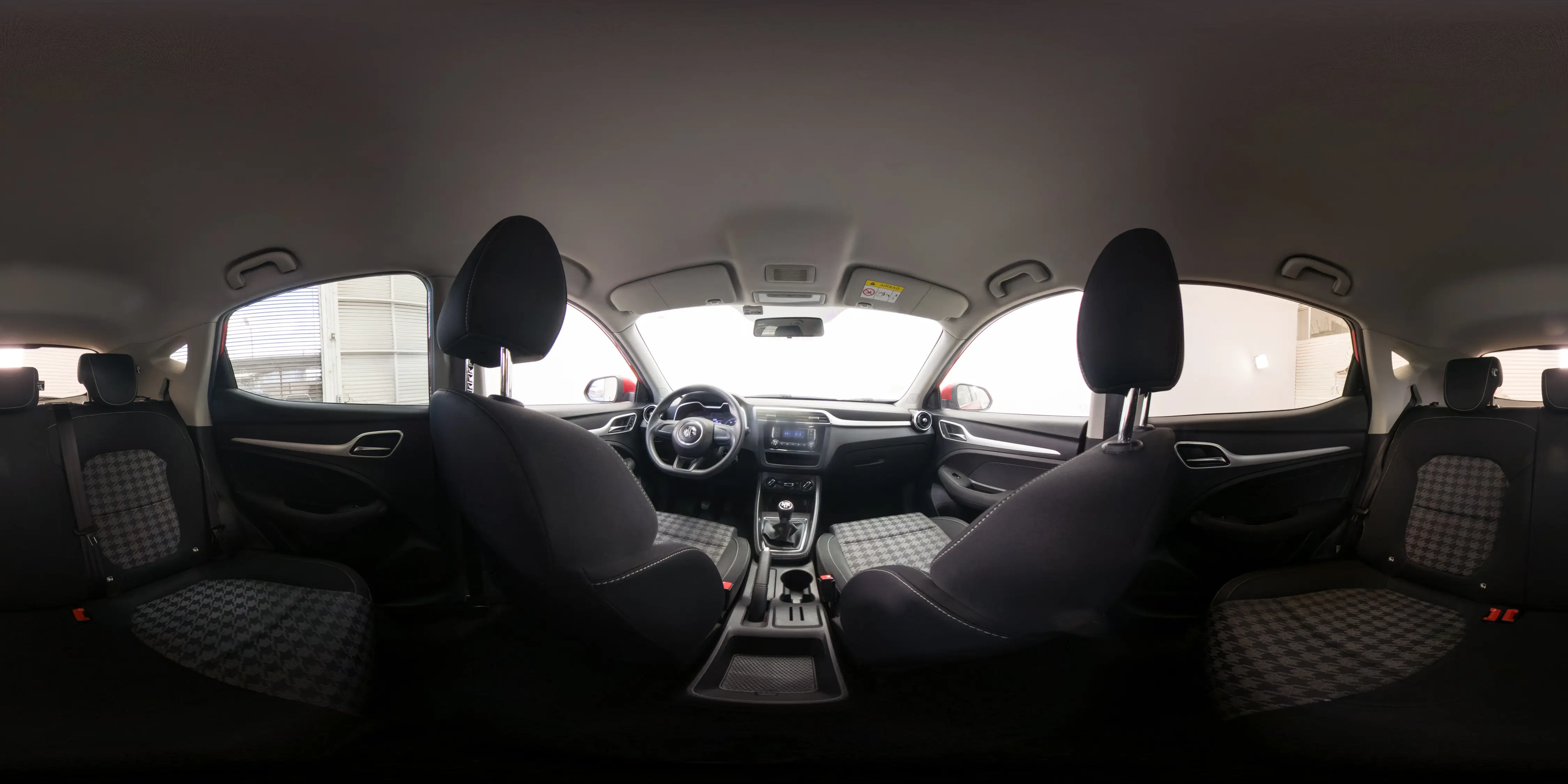 MG ZS 1.5 STD MT 2021