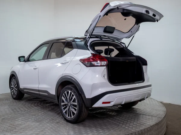 NISSAN KICKS 2022 usado — Pompeyo Carrasco — foto 9