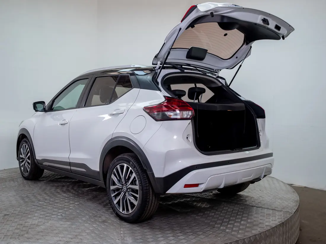 Nissan Kicks — foto 9 de 19