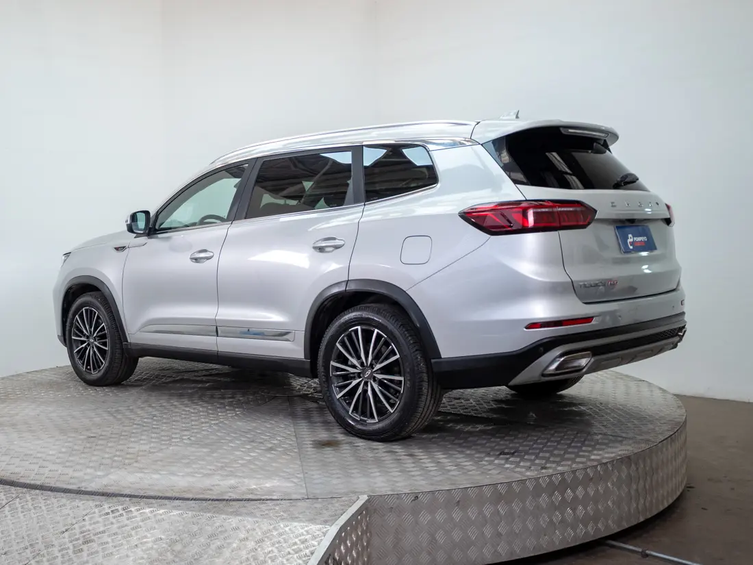 Chery Tiggo 8 Pro — foto 4 de 19